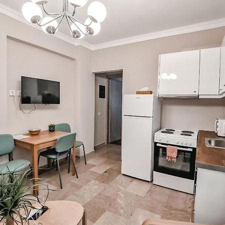Tip Top Apartment Chalkís Eksteriør bilde