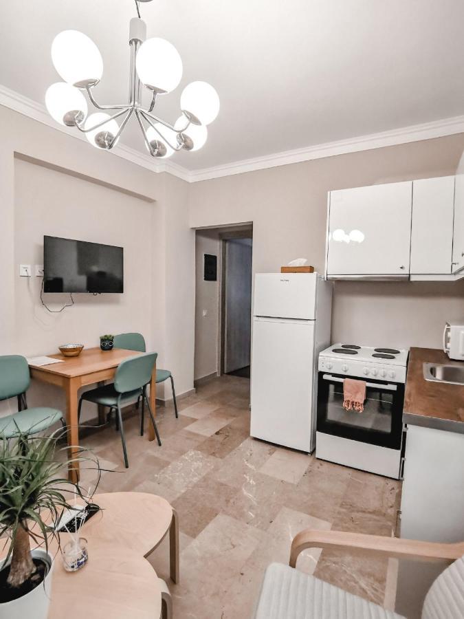 Tip Top Apartment Chalkís Eksteriør bilde